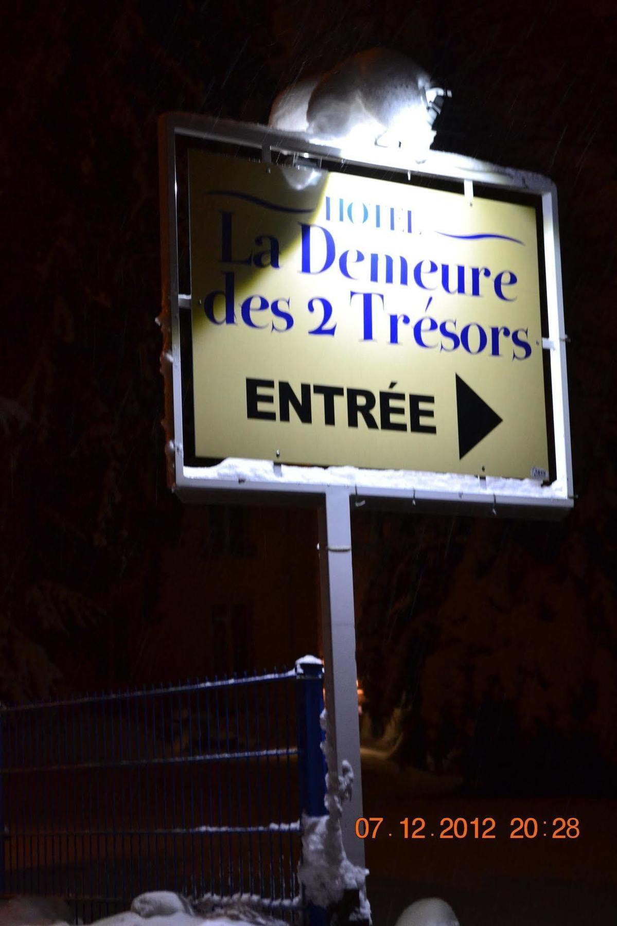 La Demeure Des 2 Tresors Hotell La Bresse Exteriör bild